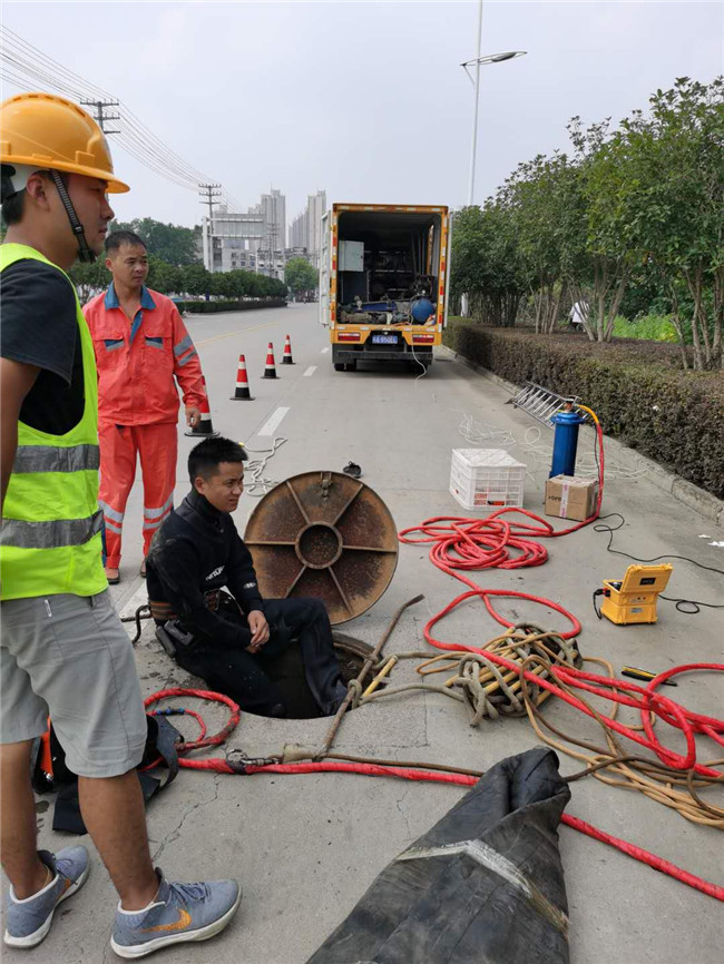 夹江翻衬法管道修复技术主要工序