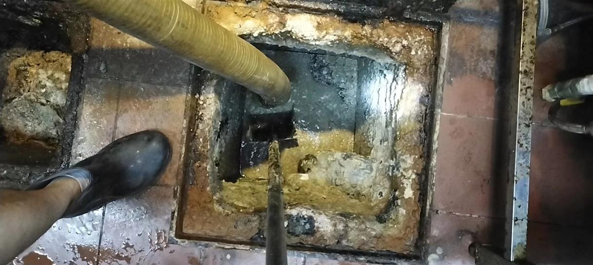 夹江污水池清理一般都有毒气，怎么预防中毒呢？