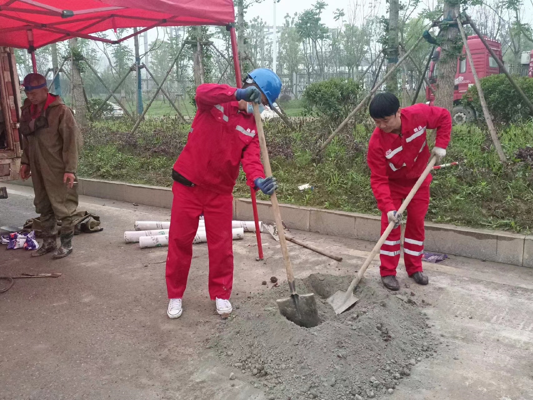 夹江管道疏通哪家好】及时进行市政管道清淤